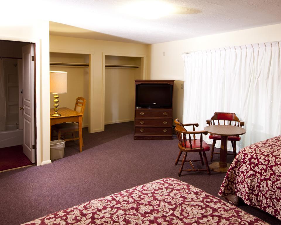 Charlie'S Motel Frostburg Dış mekan fotoğraf