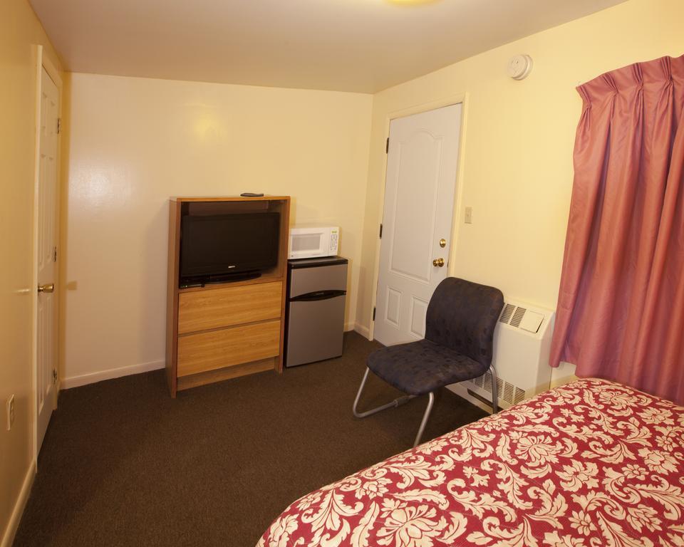 Charlie'S Motel Frostburg Dış mekan fotoğraf