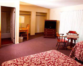 Charlie'S Motel Frostburg Dış mekan fotoğraf